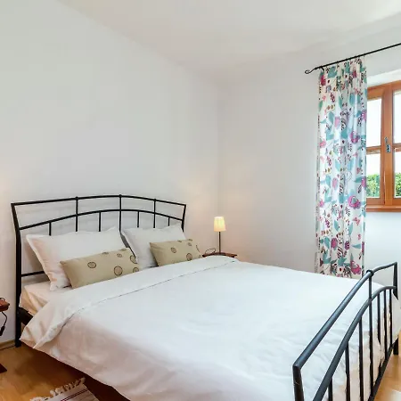 Appartamento Sand-2 By Interhome